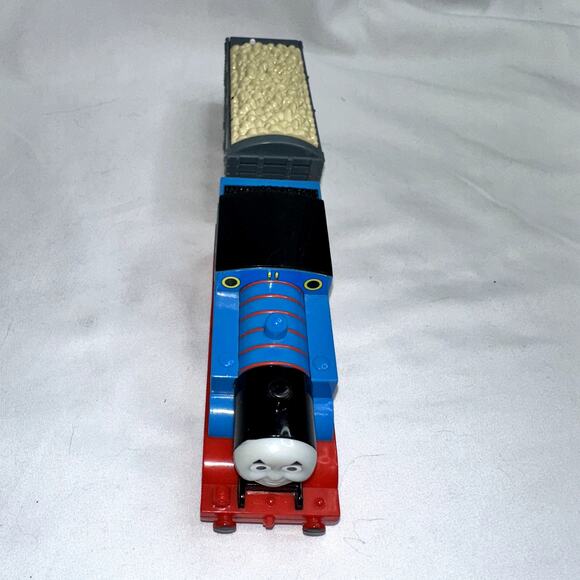 Thomas and Friends TrackMaster 2009 Thomas #1 Motorized Train with Tender Car - Picture 2 of 12